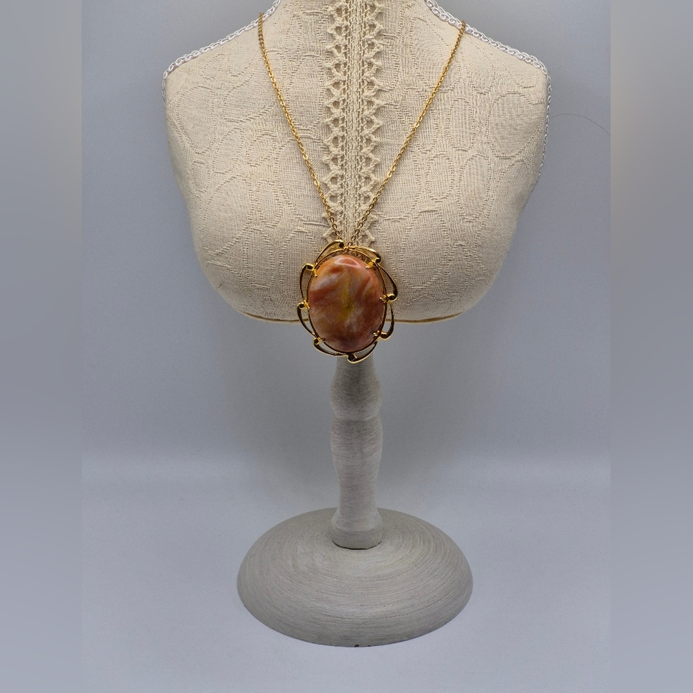 Ding Dong AVON is Calling! Gold Tone & Pink Marbled Stone Pendant Necklace